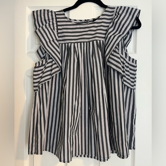 Flutter Top - Picture 1 of 1